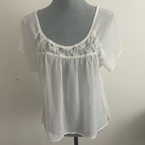Tilly's White Short Sleeve Top . Size L